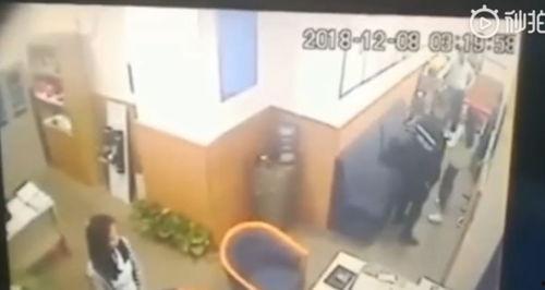 酒吧最新事件爆料视频完整版,揭秘完整版爆料视频背后的惊人真相  第2张