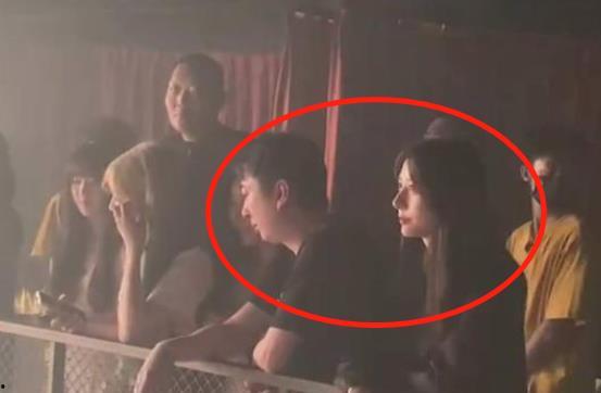 吃瓜网红创作原声是什么,揭秘“吃瓜”背后的故事与真相 第3张 吃瓜网红创作原声是什么,揭秘“吃瓜”背后的故事与真相 第3张